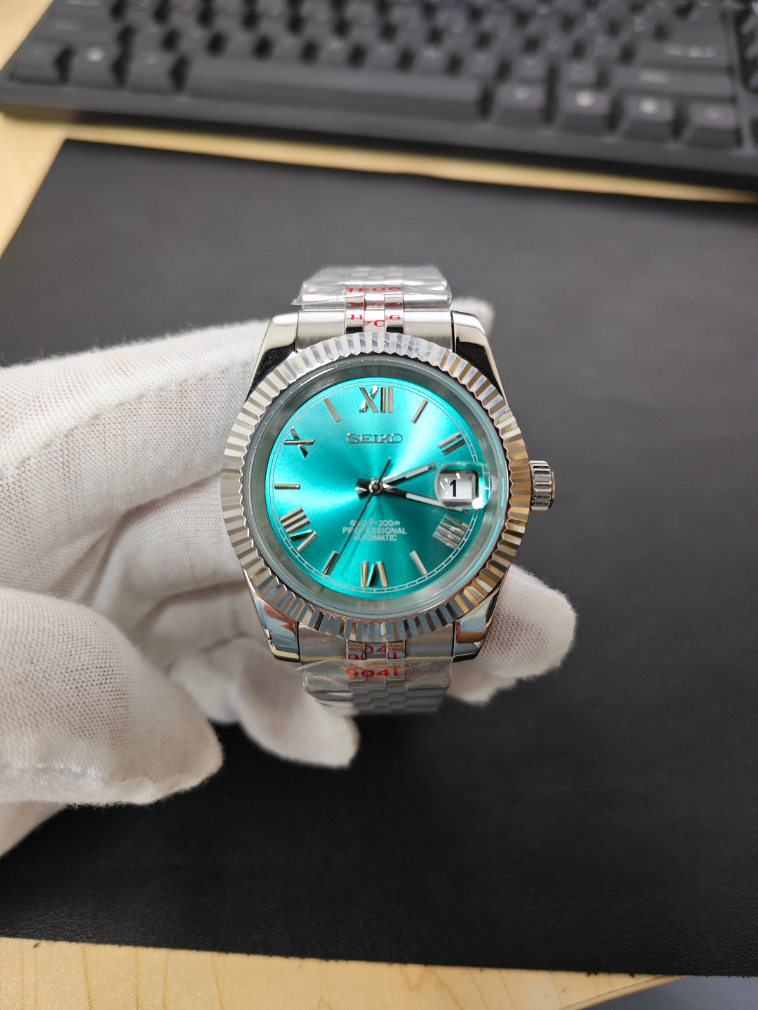 Teal Dial Date Just - Fluted Bezel- Roman Numeral- Jubilee Bracelet - NH35 Automatic Movement